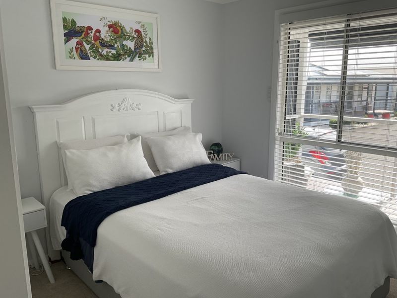 LARGE OPEN PLAN LIVING