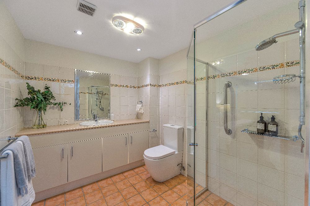 122/ 39 Empire Bay Drive, The Cove Village 