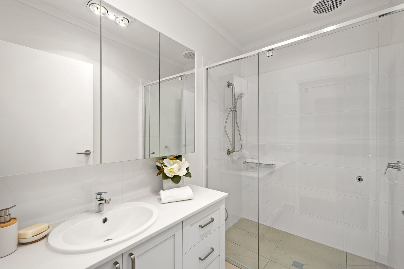 Affordable Spacious, 2 Bed, 2 Bath, and 2 Garage Villas!