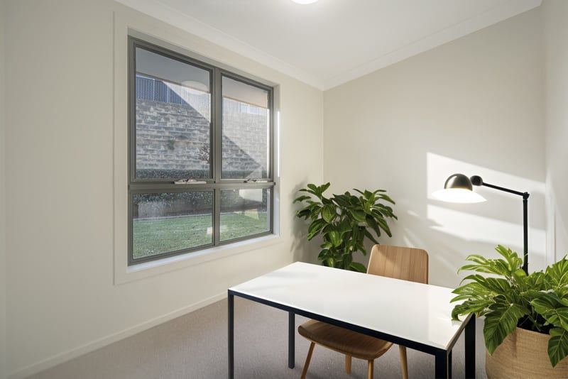 Spacious Coastal Villa with Large Yard and Entertaining Area