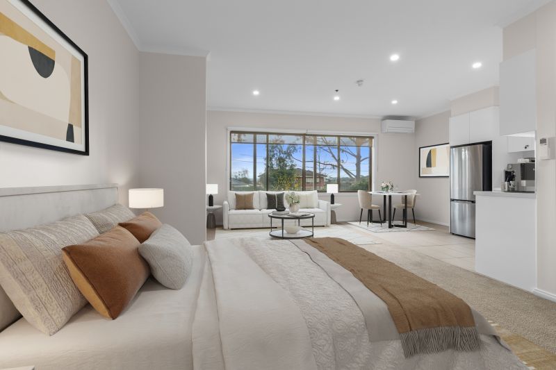 Beautifully Renovated Studio Apartment – Spacious, Stylish & Serviced