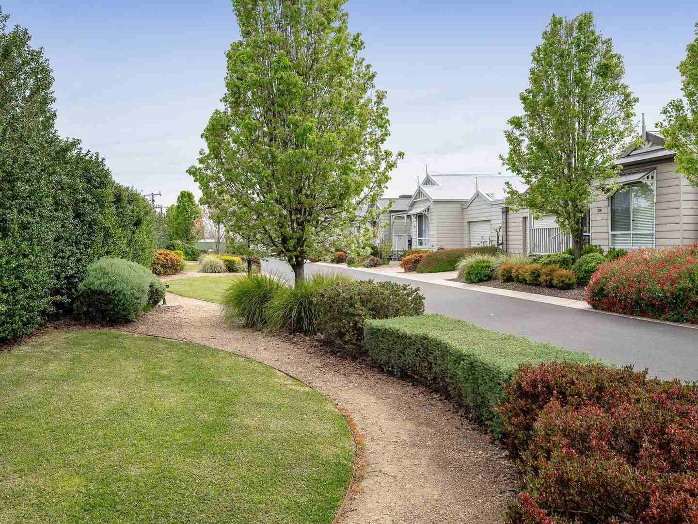 Lifestyle Communities Shepparton - Beautiful home with a secret rose garden