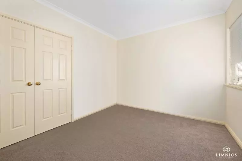 Top Of The Hill With City Views!