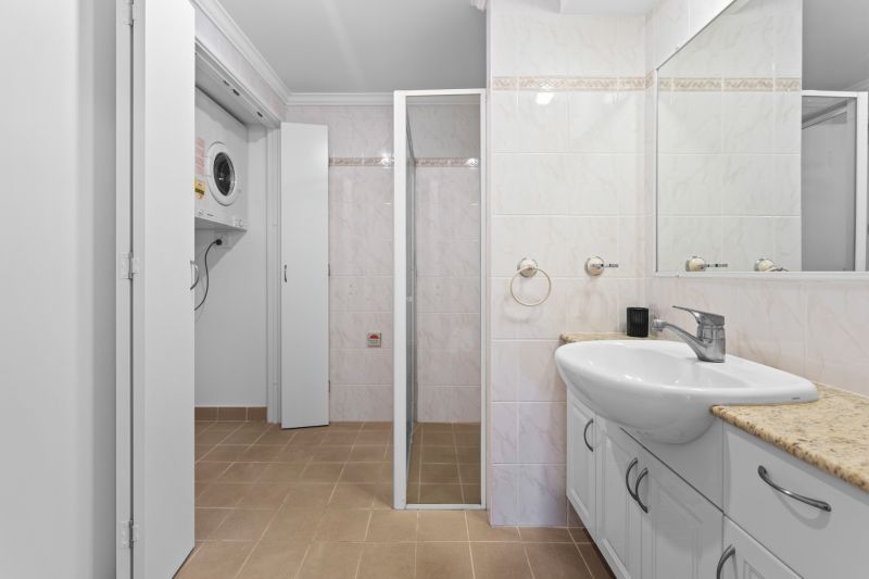 Three Bedroom Retirement Home, Don't Miss Out.....