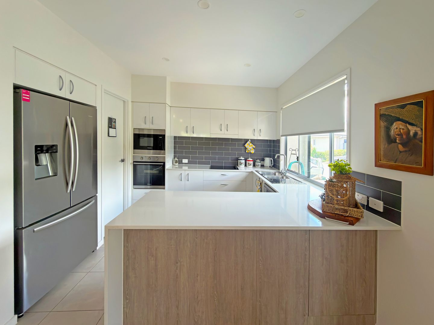 Amazing Gracemere has it all - location, design and finishes!