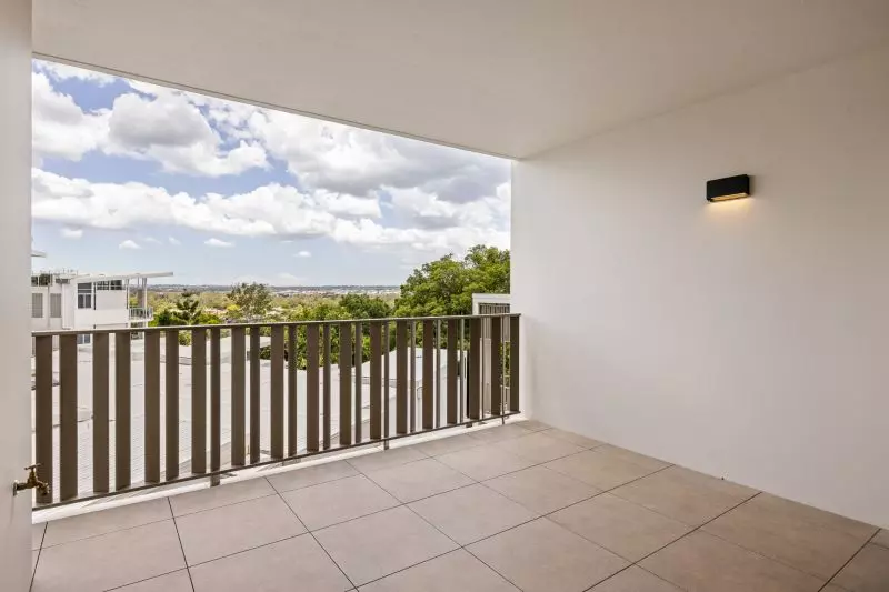 Wake Up to Sunshine & Serenity at Kingsford Terrace