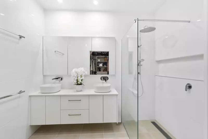 Site 491 - Established Berwick H5