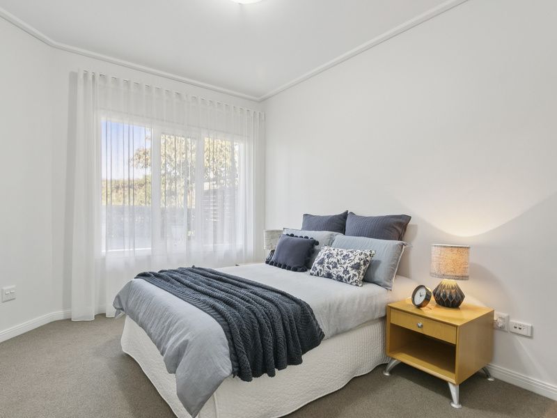 Stylish Home with Garden Terrace Access