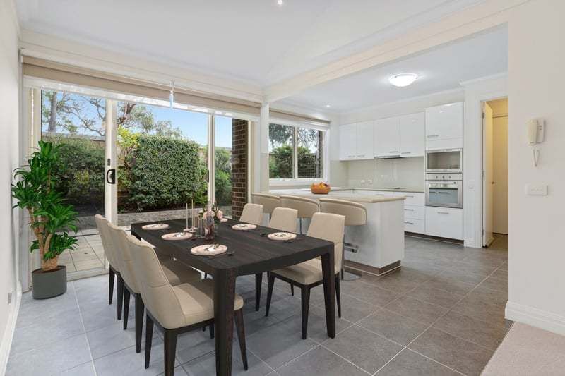 Bright, Refreshed Unit in Quiet Court Setting