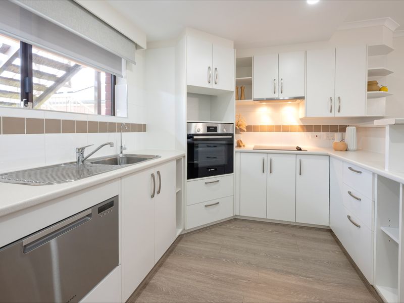 Eldercare Oxford Units: one-bedroom unit within easy walking distance to the beach