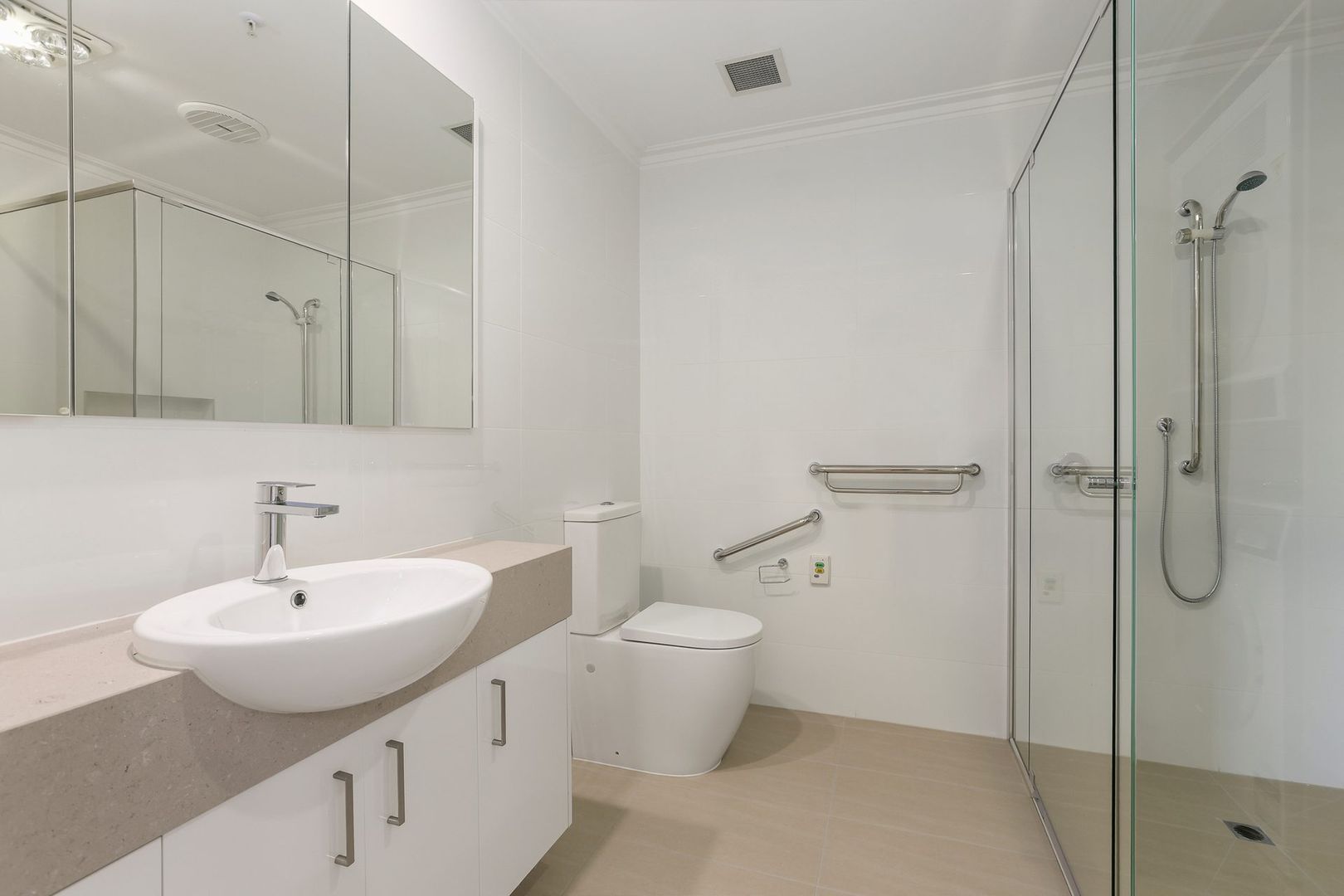 Premium two-bedroom apartment with beautiful east-facing garden views