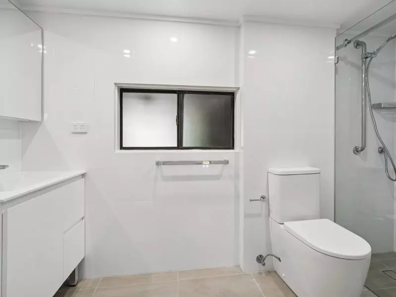 Cosy comfortable villa in a leafy, tranquil location