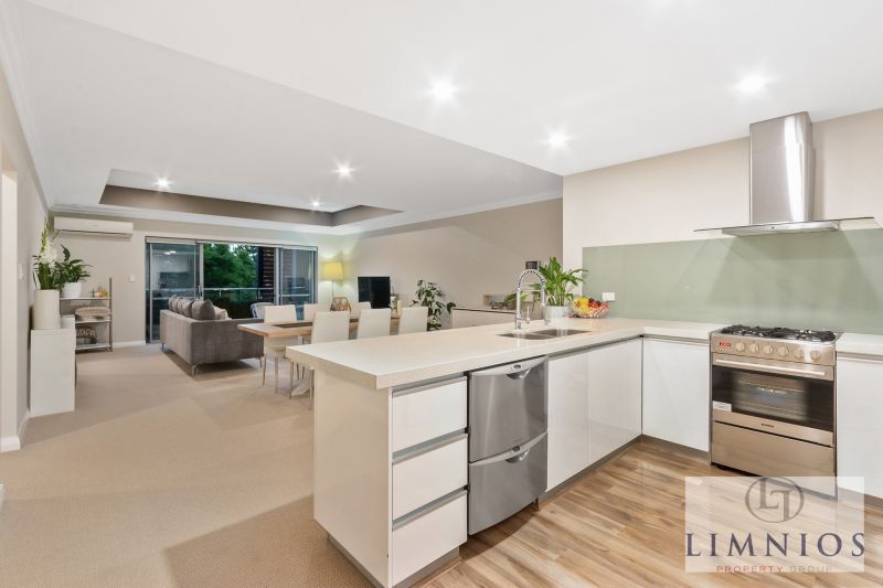 Super spacious, lock and leave Urban living