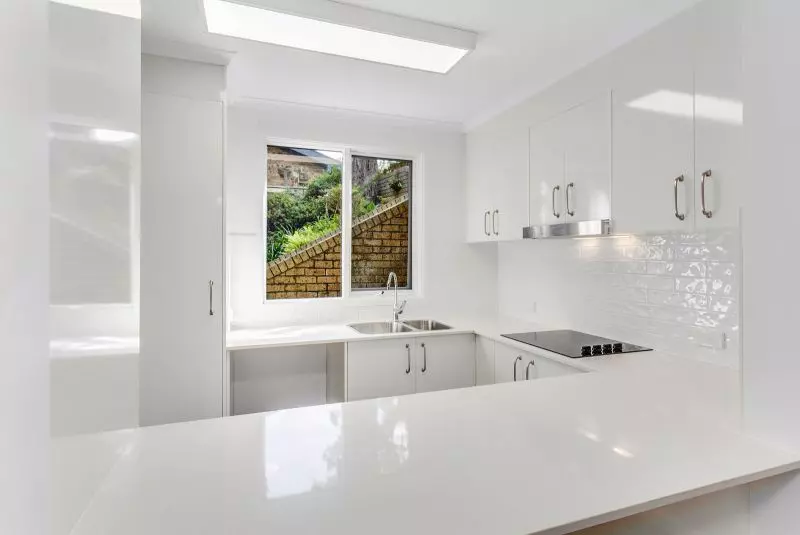 Quiet and private villa with leafy outlook