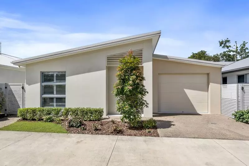 Stunning Modern Haven – Designed for Effortless Living