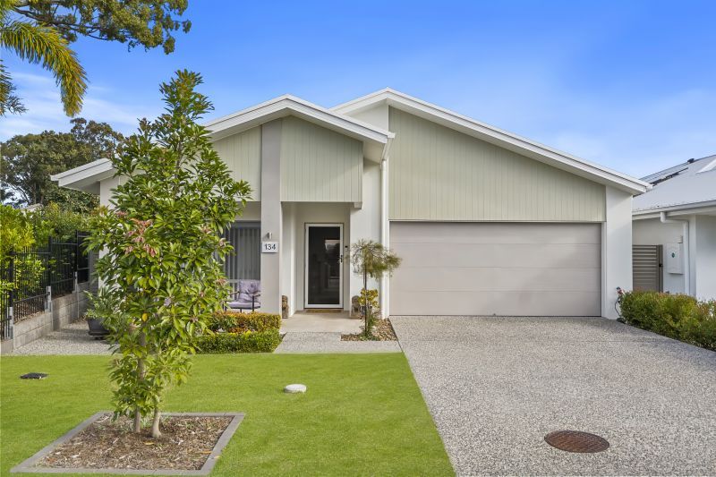 Site 134 - established Torquay