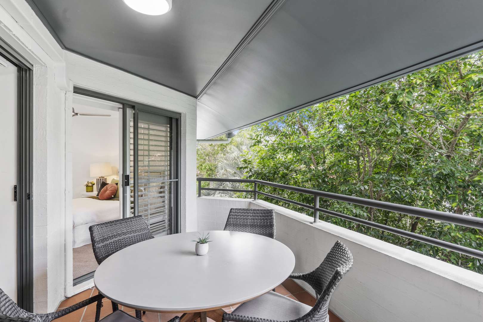 Top-level one-bedroom serviced apartment