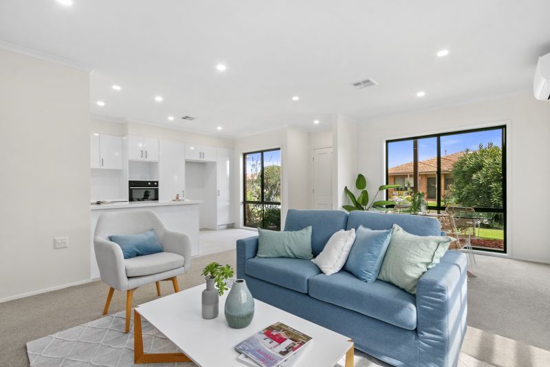 Newly refurbished villa located in private court