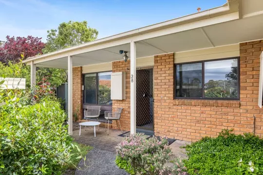 Unique two-bedroom villa close to community centre