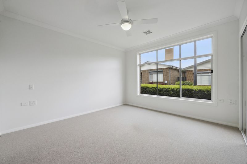 Freshly Updated Villa Close to Clubhouse and Pool