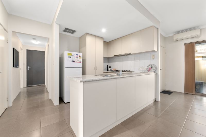 Spacious, Easy Maintenance Family Home!