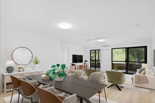 Charming three-bedroom lower ground apartment surrounded by lush greenery