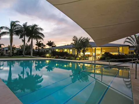 Bolton Clarke Breezes, Retirement Living