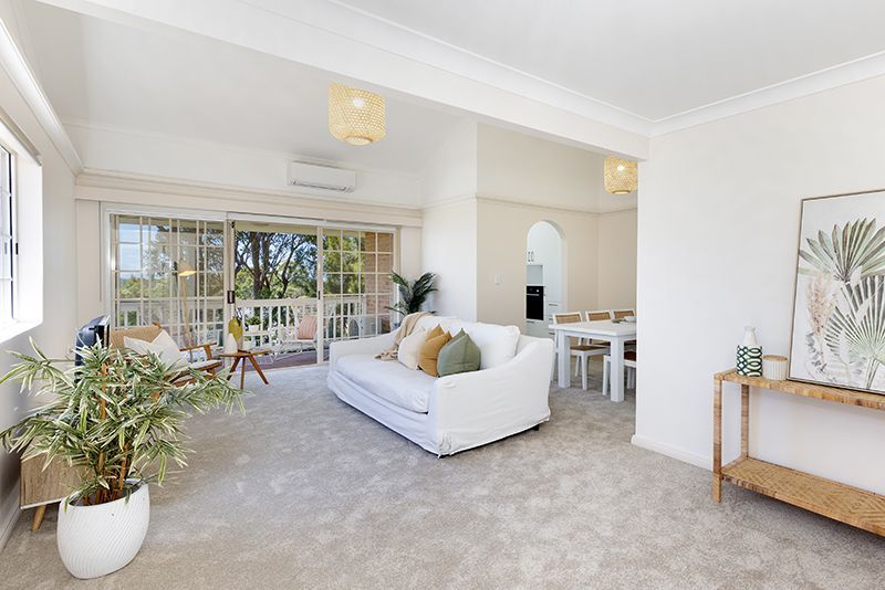 Newly renovated unit with a beautiful view, very private, set in a tranquil location of the village.