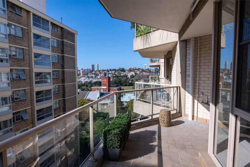 Elegant Apartment with Sunlit Balcony