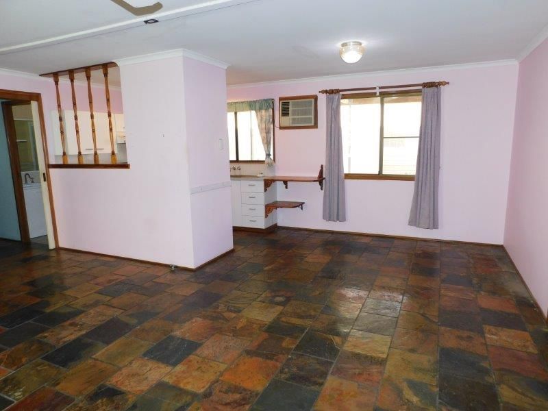 Site 372 (Pre Loved) Bayway Village