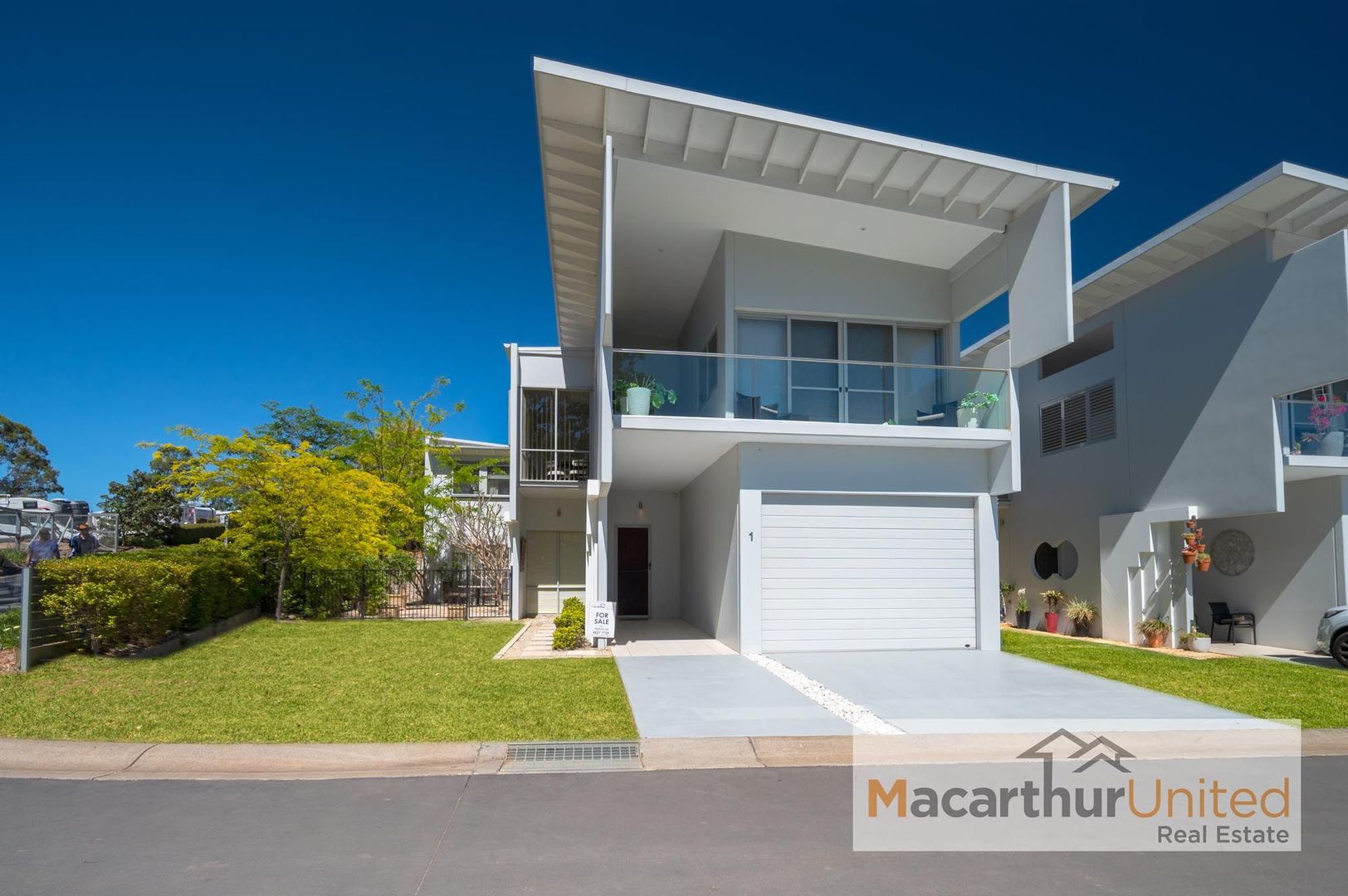 OH, WHAT A BEAUTY!!! SUN-SOAKED VILLA NOW AVAILABLE!