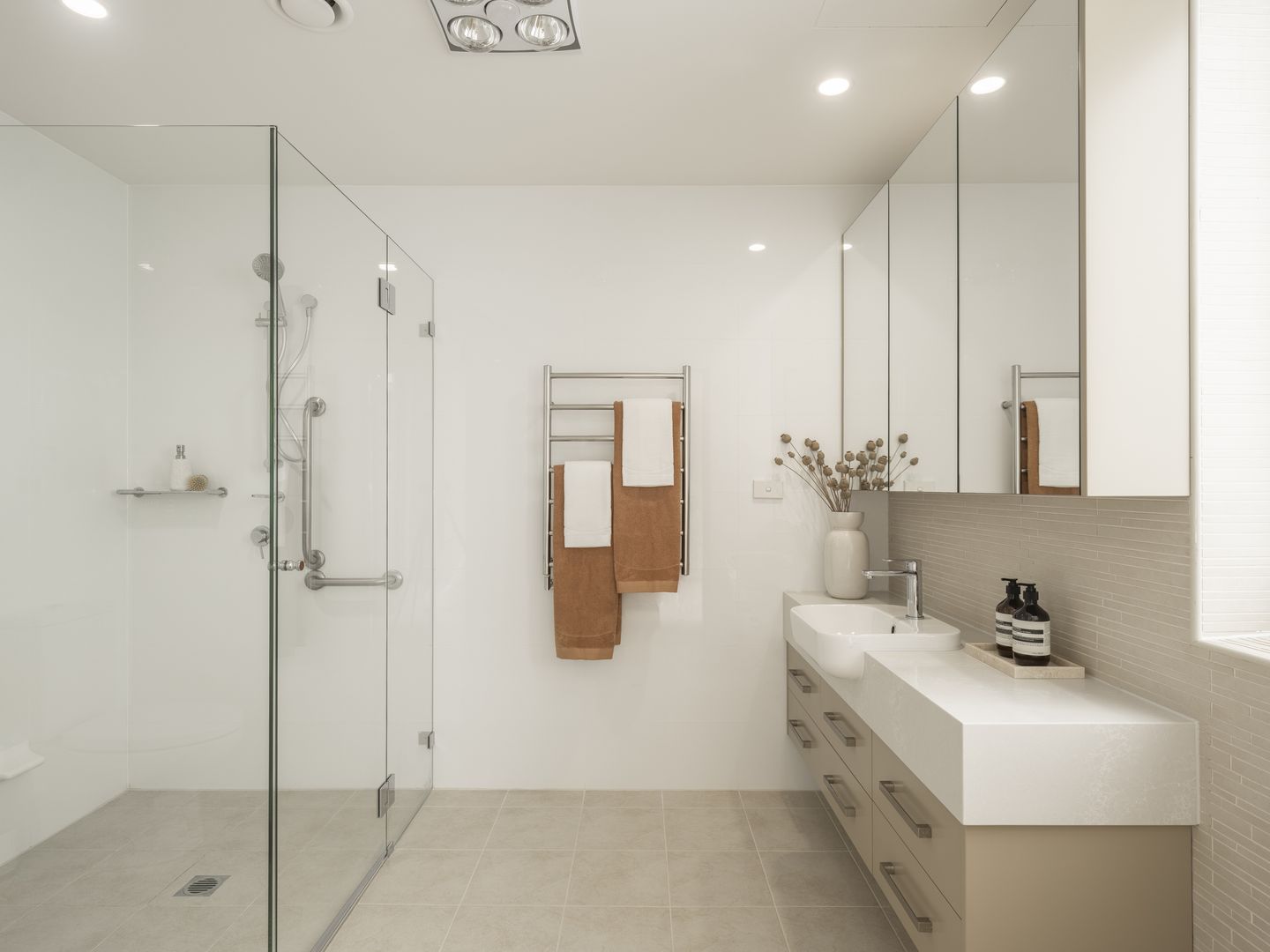Apartment 41 Now Available