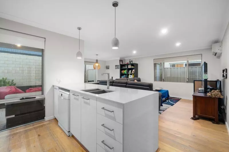 Effortless Living meets Coastal Charm!