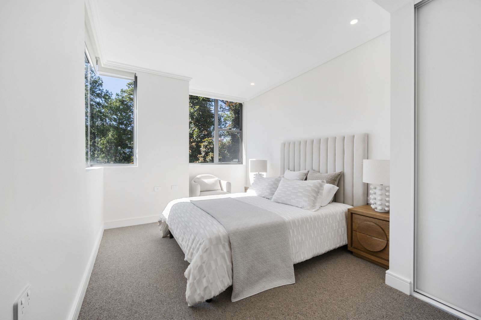 Bright, Stylish First-Floor Apartment