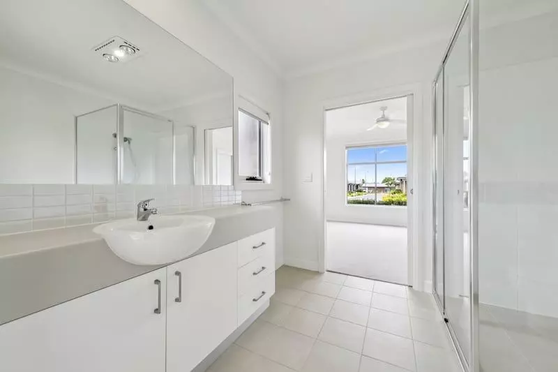 Corner Villa with North-Facing Garden and Fresh Updates