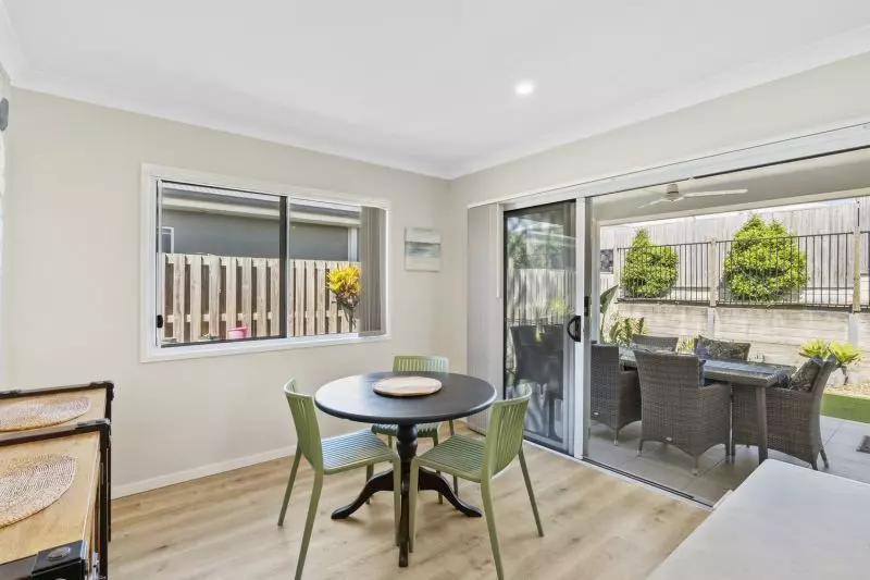 Tranquil Living, Spacious Backyard