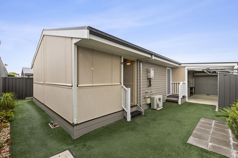 Stylish Home - Relaxed Alfresco Living!