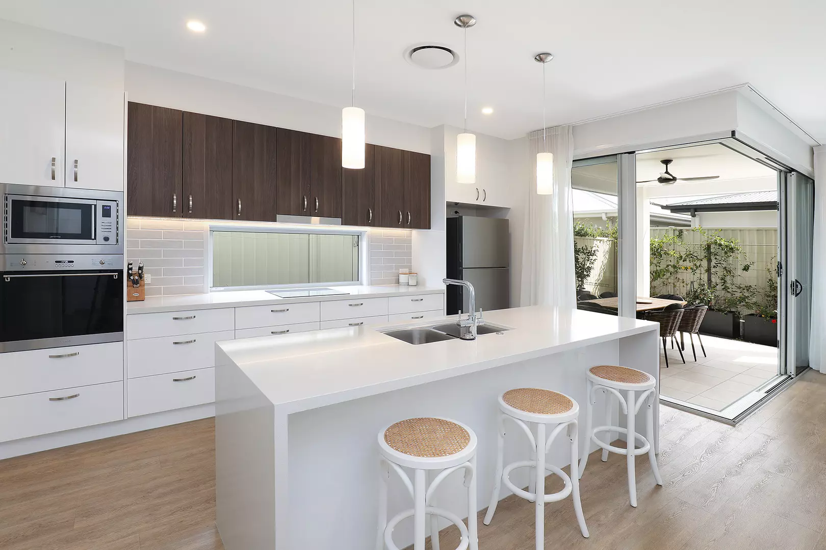 Simplify your Life in STYLE! - Villa 121 GemLife Maroochy Quays