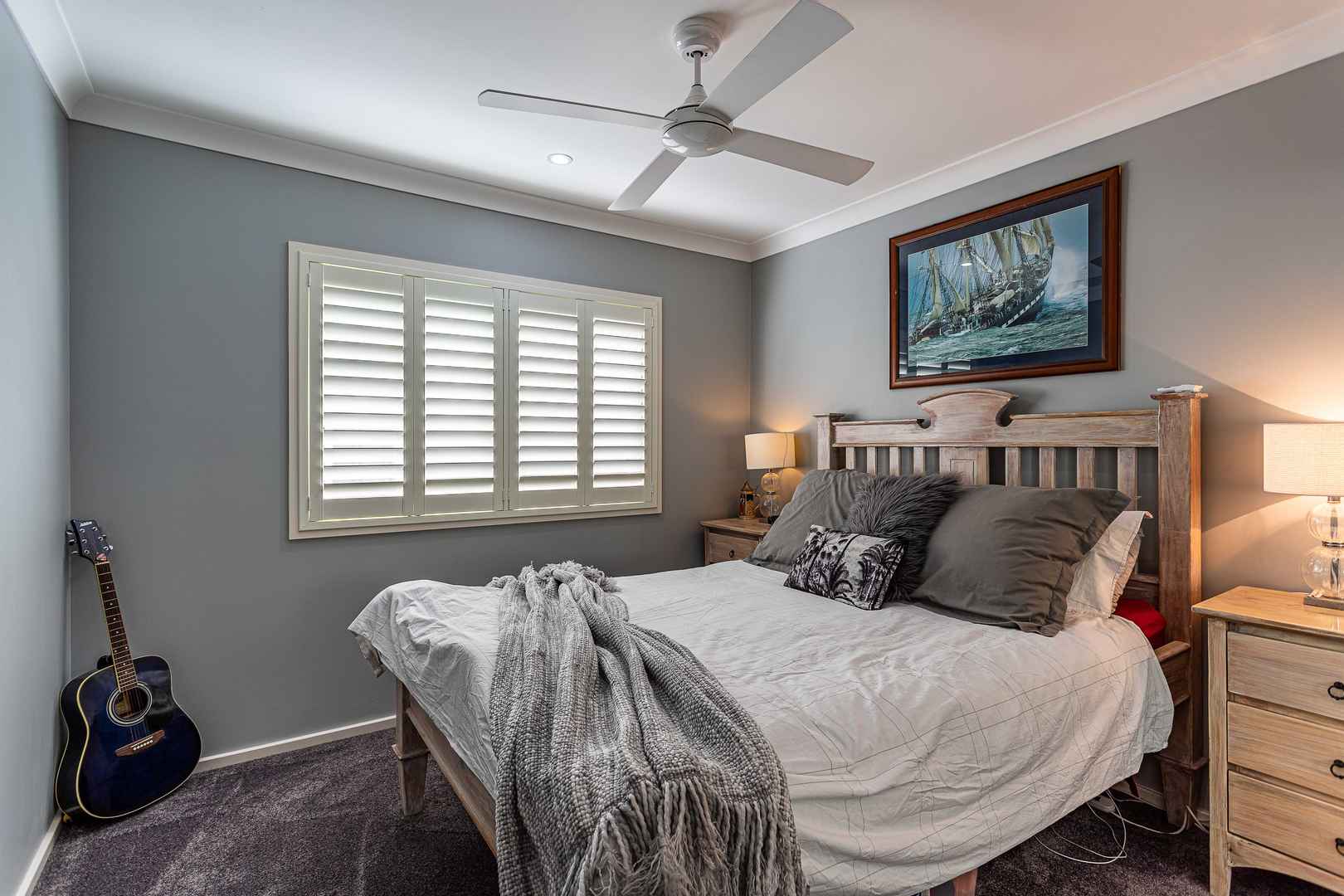 Palm Lake Resort Fern Bay - Beautifull home with a wow factor