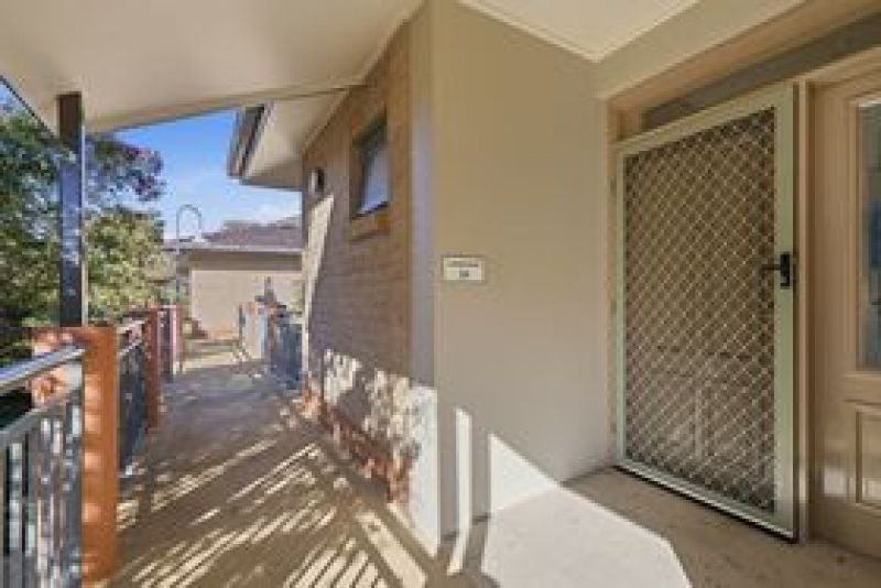 Quality retirement living brimming with natural light and handily positioned to all our Constitution Hill amenities