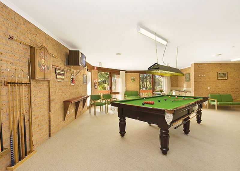 Spacious ground floor 1 bedroom unit