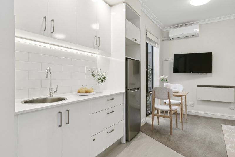 One-bedroom apartment with beautiful garden aspect