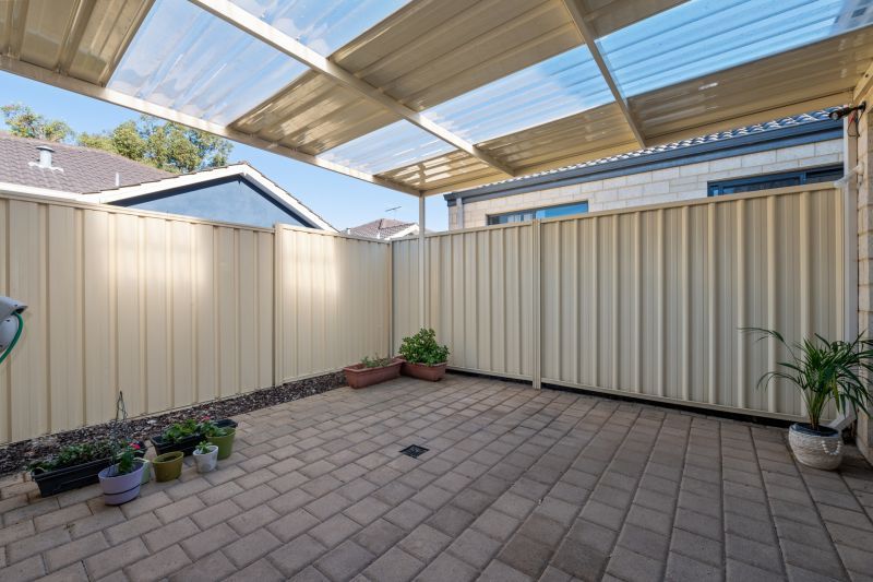 Spacious, Easy Maintenance Family Home!