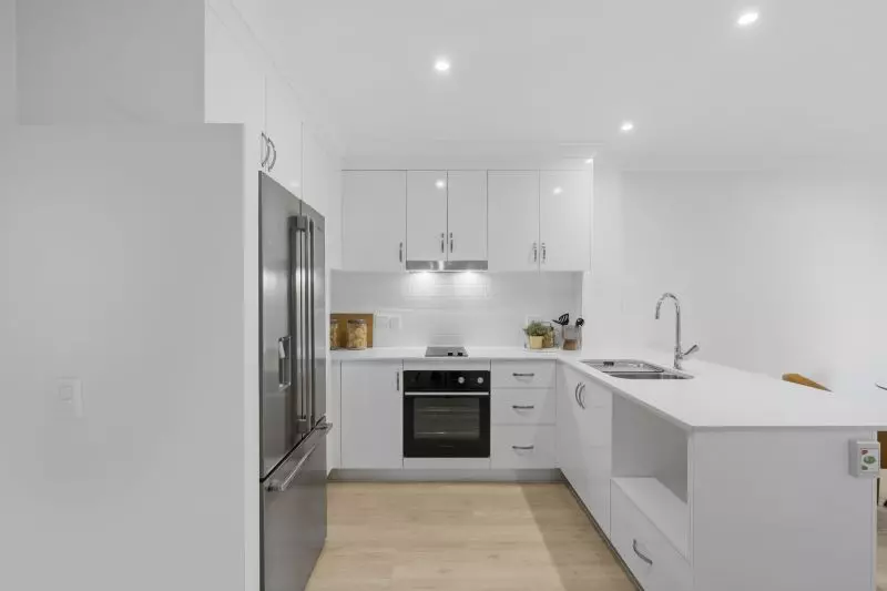 Top-level one-bedroom serviced apartment