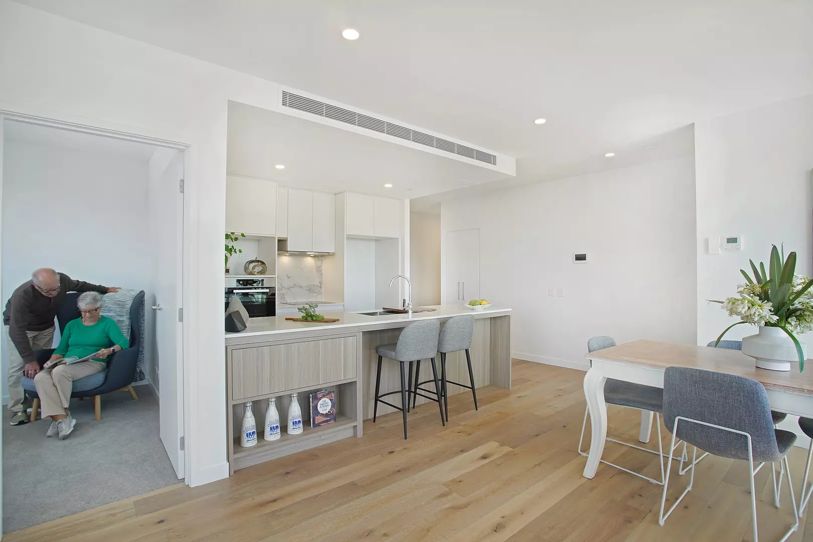 301, Light, Space and Stunning City Views!