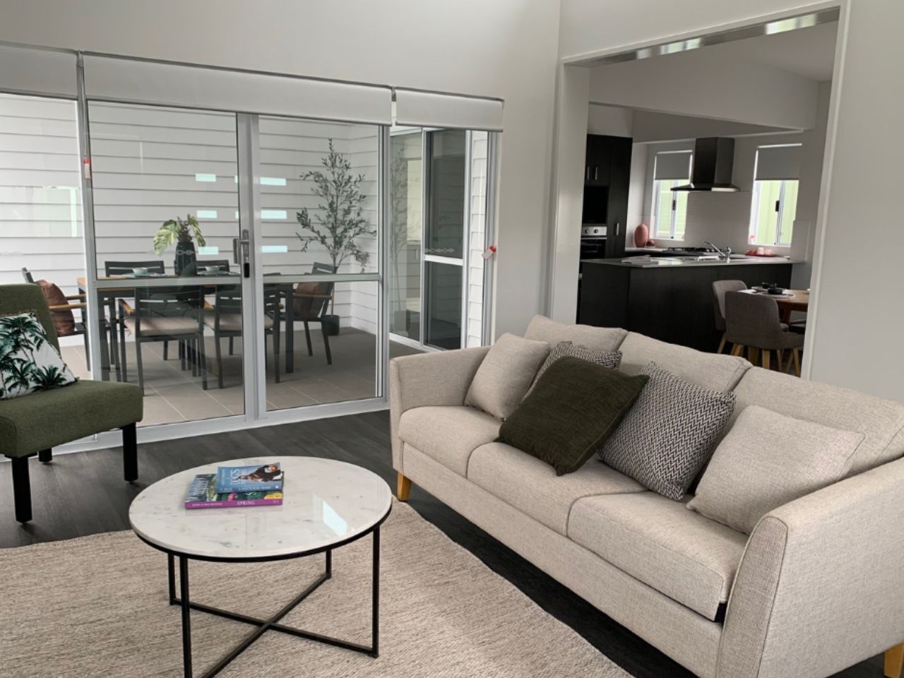 The Sandpiper, Lot 88