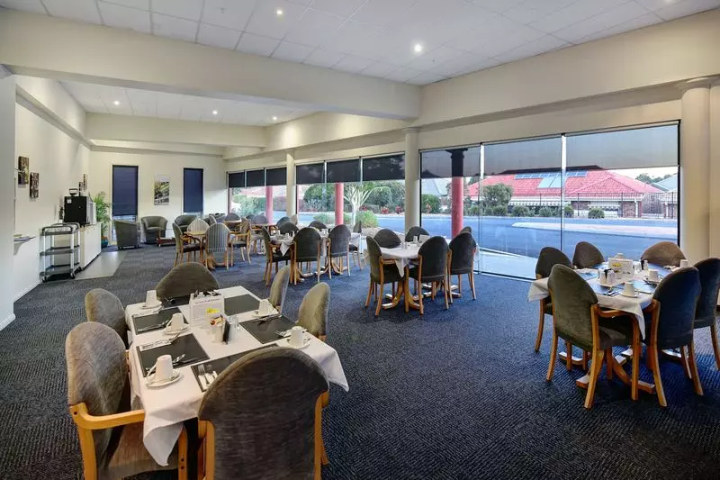 Independent Living Units & Serviced Apartments