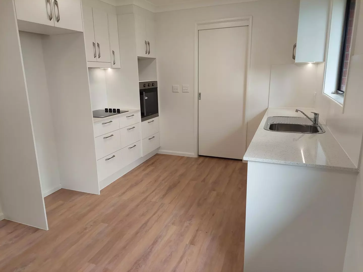 DEPOSIT TAKEN Bright and Modern 1 Bedroom Home with Park Views