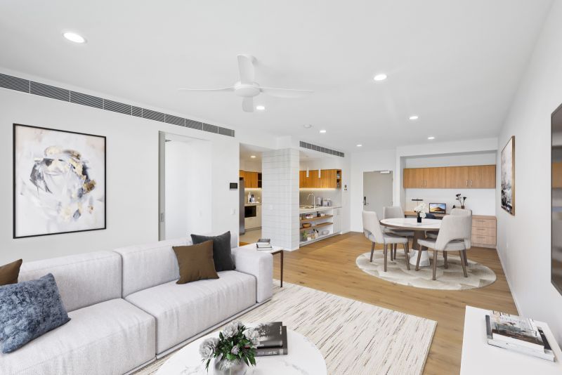 5th floor penthouse views over golf course