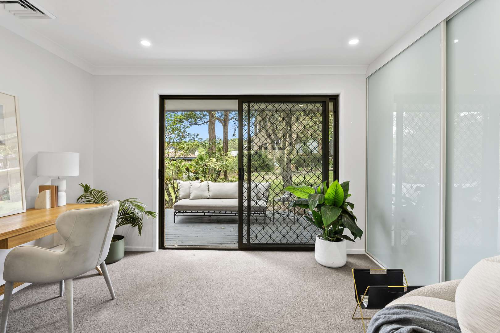 Unit 48 - Newly refurbished and spacious 2 bedroom apartment